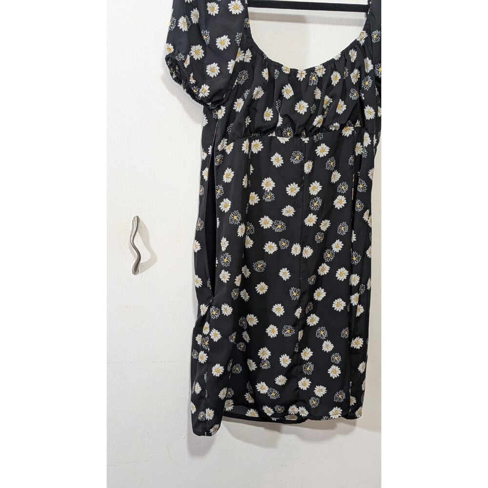 BP Ditsy Daisy Puff Sleeve Dress sz. M - Picture 7 of 8
